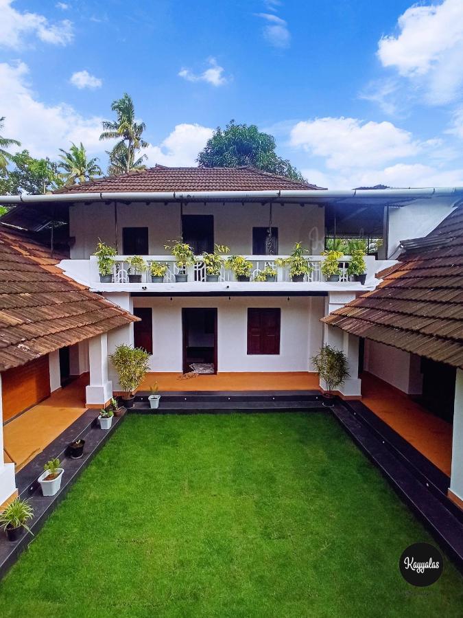 Kayyalas Courtyard Thrissur Exterior foto